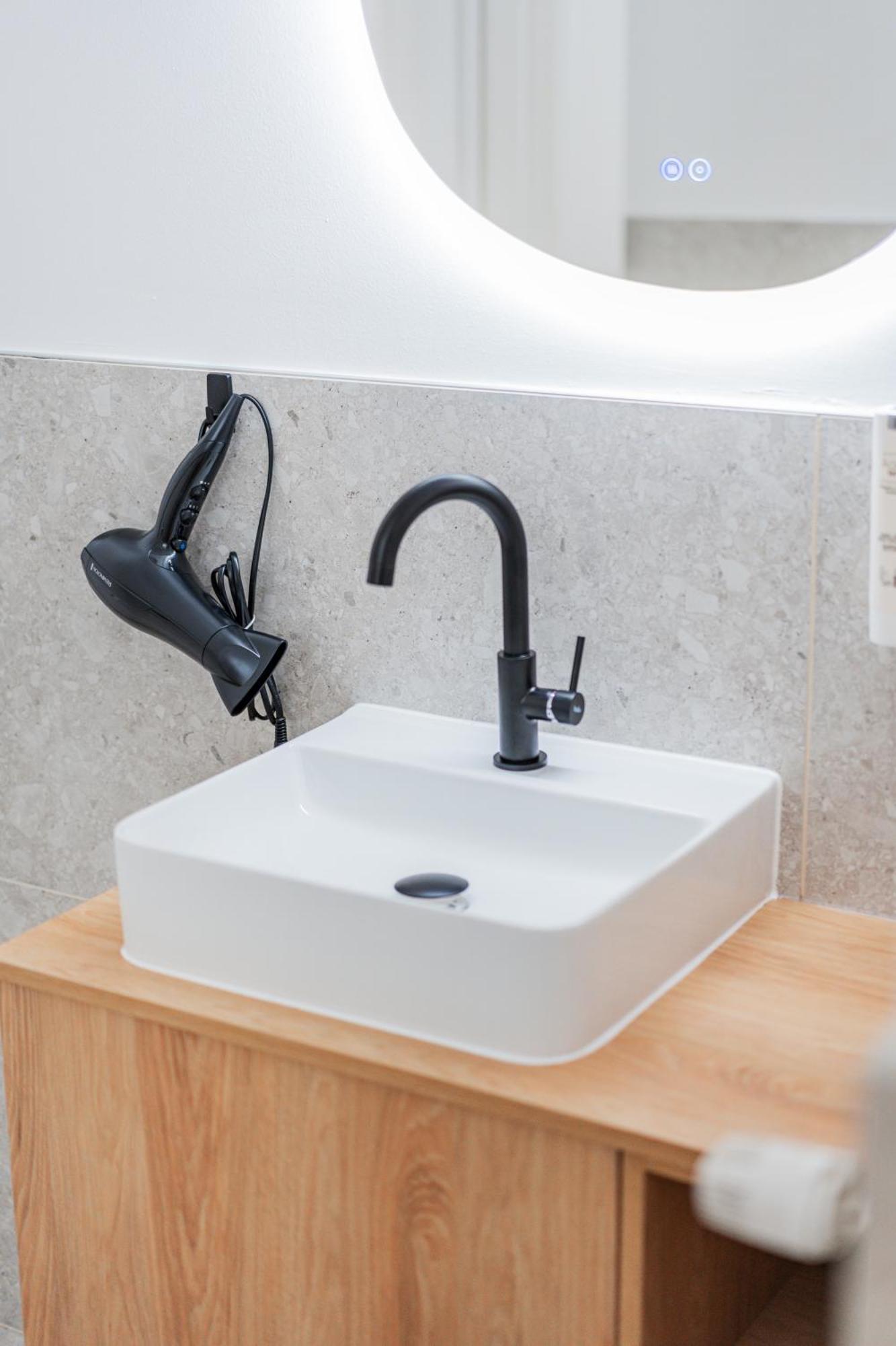 Rive By Home1 Vienna Esterno foto